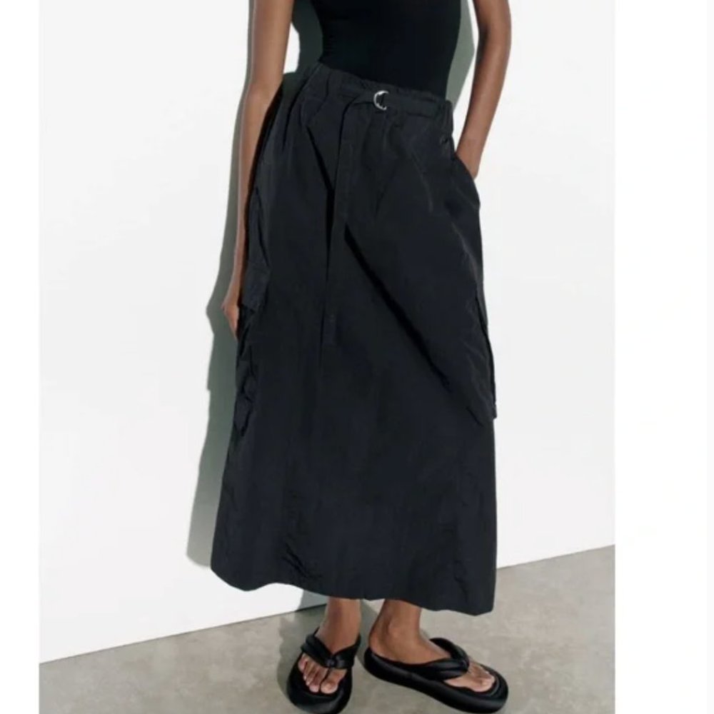 NWT Zara nylon cargo skirt black - Picture 4 of 9